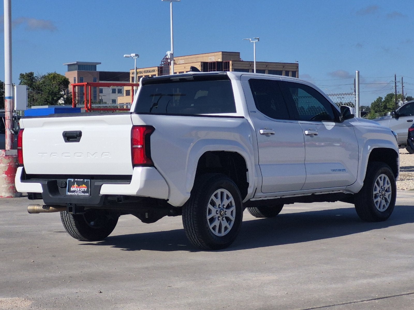 2025 Toyota Tacoma SR5