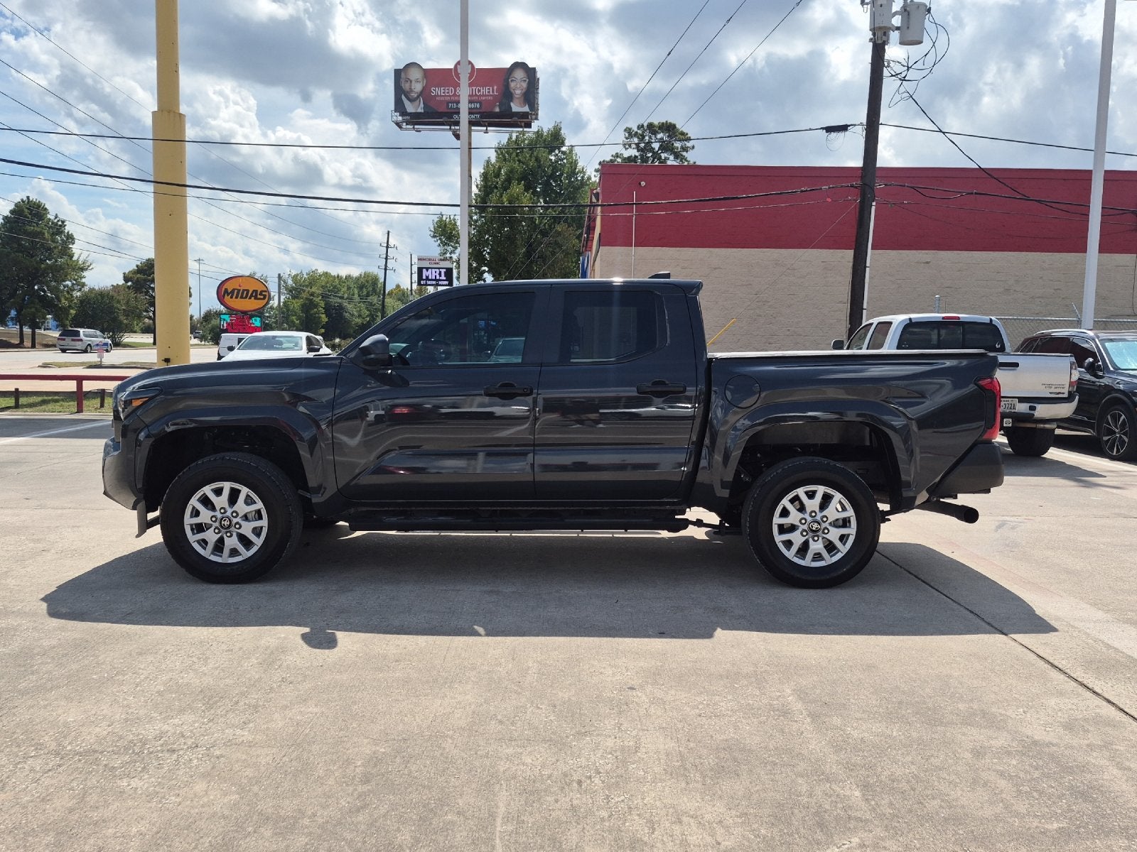 2025 Toyota Tacoma SR