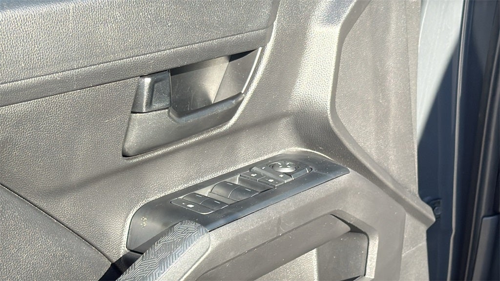 2025 Toyota TACOMA SR SR