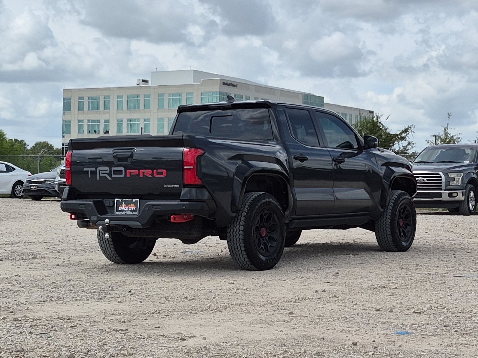 2025 Toyota Tacoma i-FORCE MAX TRD Pro