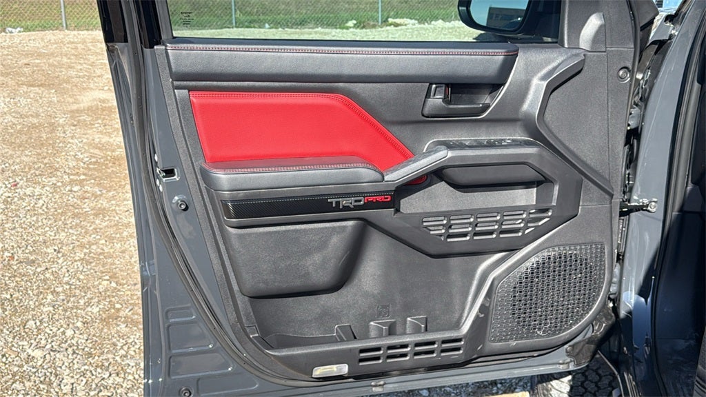 2026 Toyota Tacoma i-FORCE MAX TRD Pro