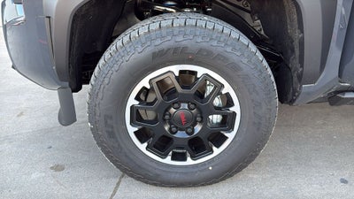 2026 Toyota Tacoma i-FORCE MAX TRD Off-Road i-FORCE MAX