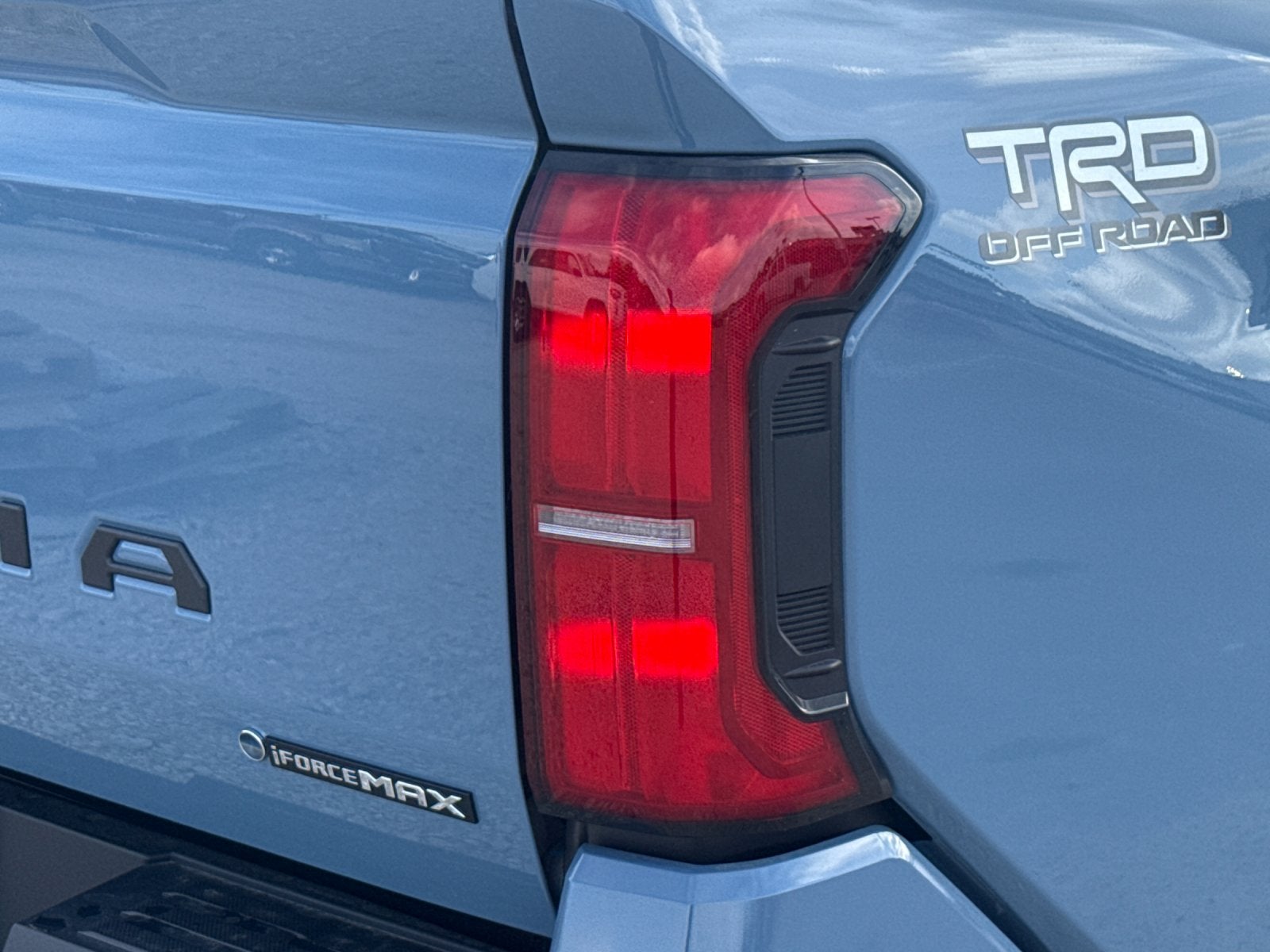 2026 Toyota Tacoma i-FORCE MAX TRD Off-Road i-FORCE MAX