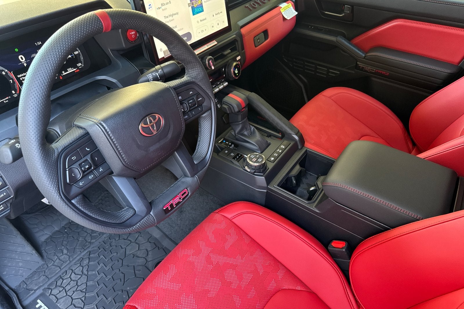 2026 Toyota Tacoma i-FORCE MAX TRD Pro