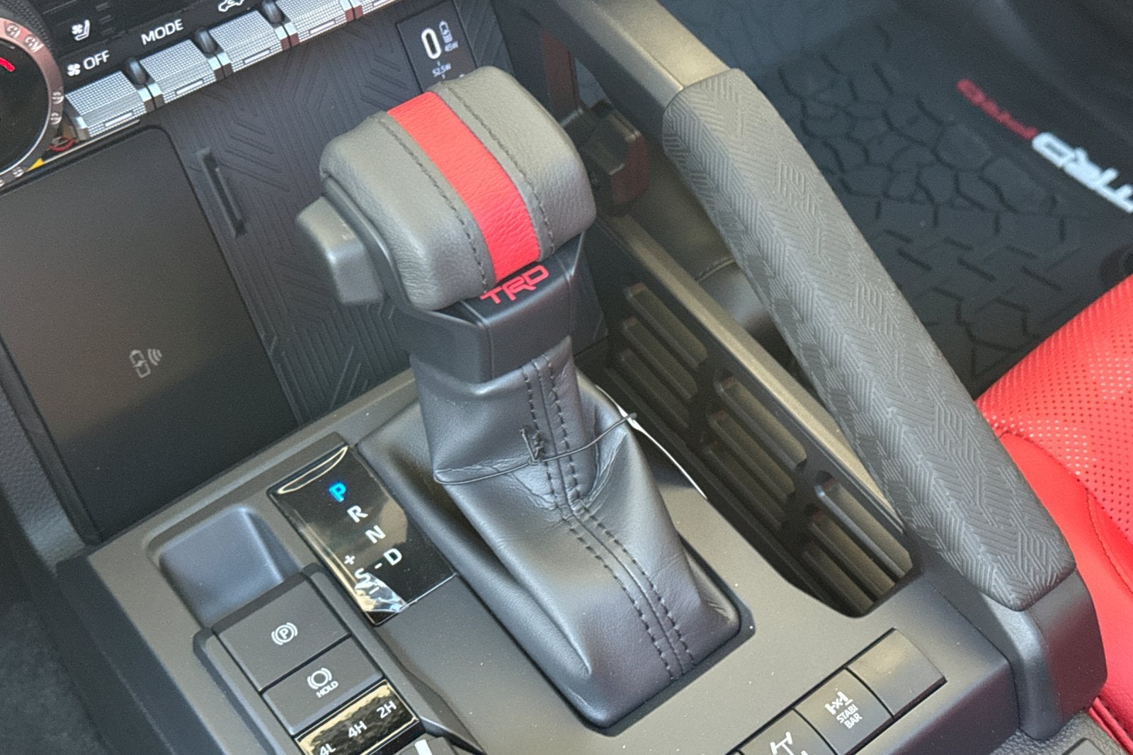 2026 Toyota Tacoma i-FORCE MAX TRD Pro