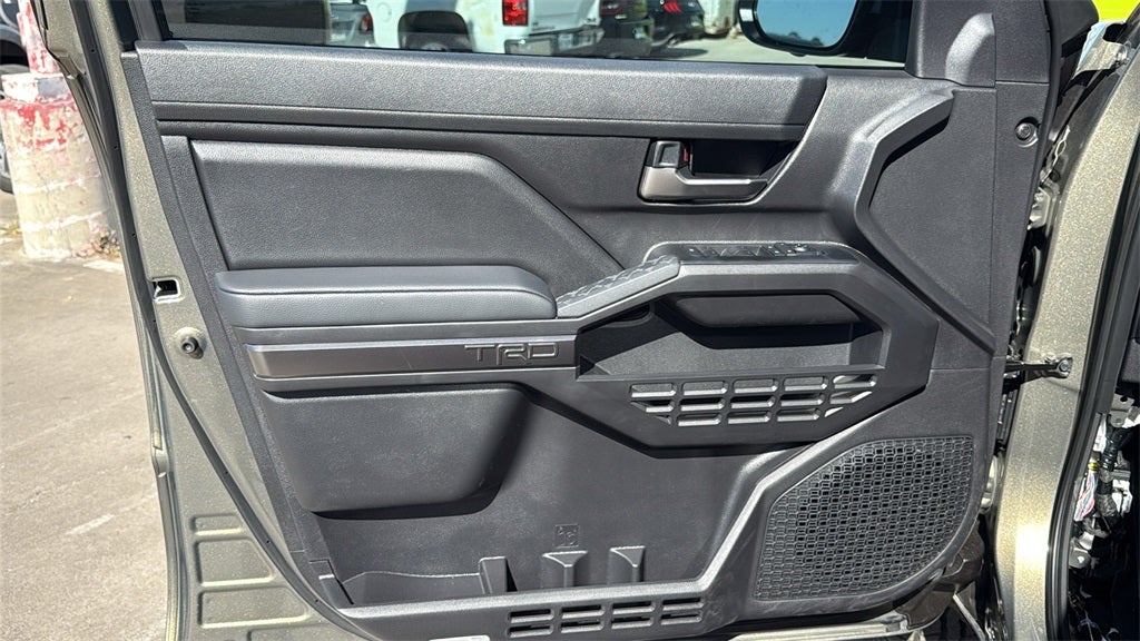 2025 Toyota Tacoma Hybrid TRD Off Road