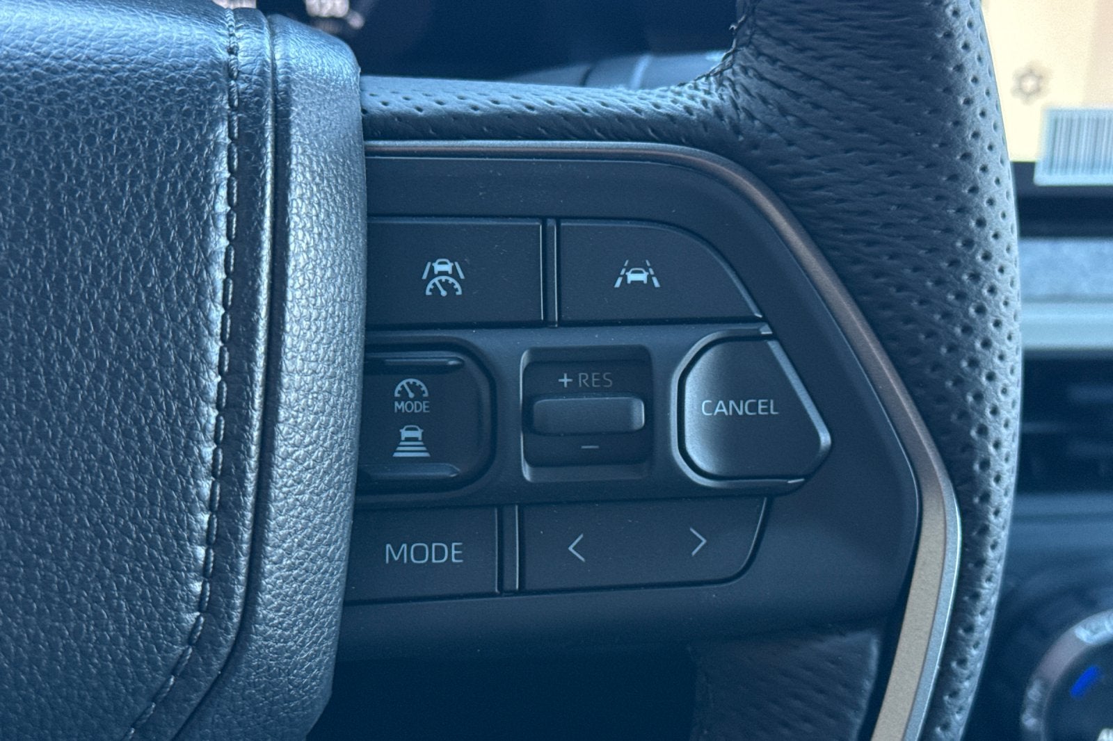 2026 Toyota Tacoma i-FORCE MAX Trailhunter