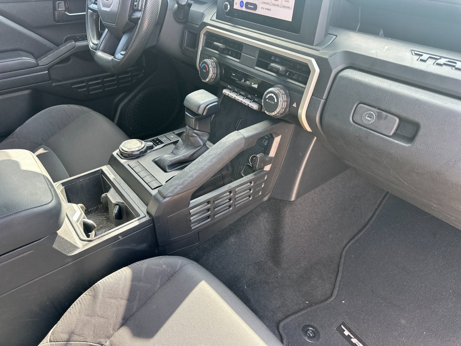 2025 Toyota Tacoma SR
