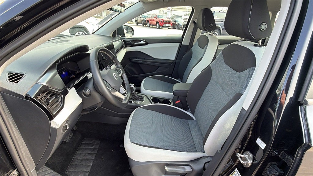 2025 Volkswagen Taos 1.5T S