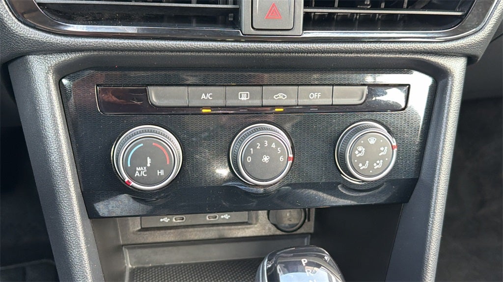 2025 Volkswagen Taos 1.5T S