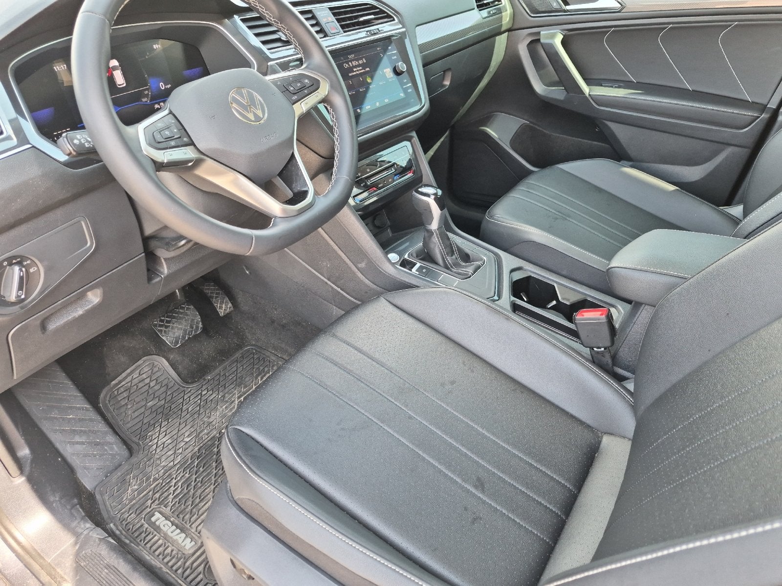 2023 Volkswagen Tiguan 2.0T SE