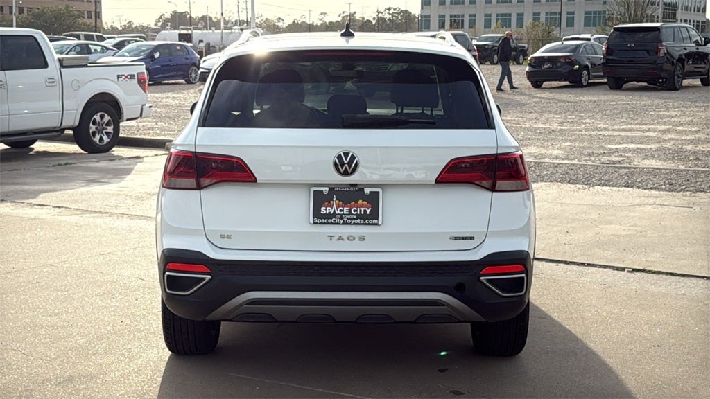 2024 Volkswagen Taos 1.5T SE