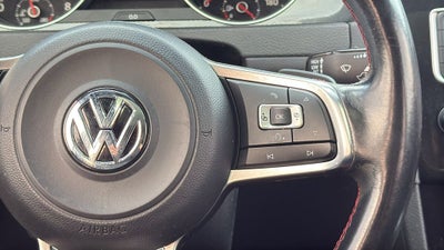 2016 Volkswagen Golf GTI SE