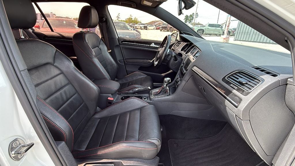2016 Volkswagen Golf GTI SE
