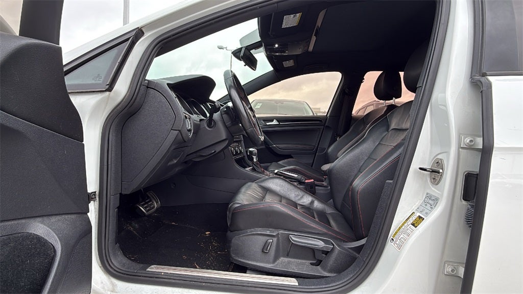 2016 Volkswagen Golf GTI SE