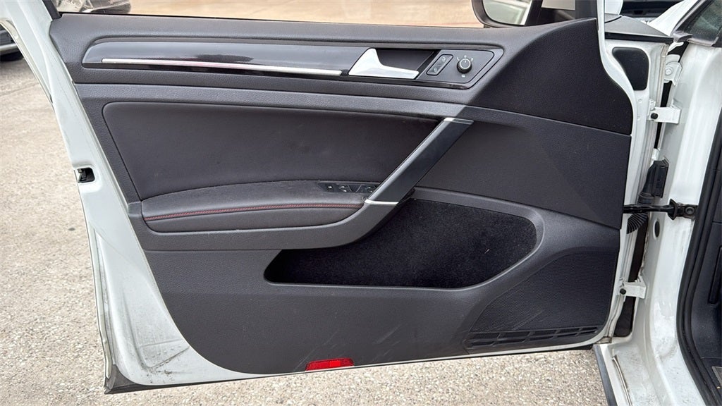 2016 Volkswagen Golf GTI SE