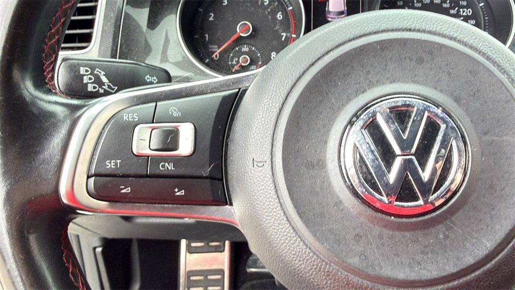2016 Volkswagen Golf GTI SE