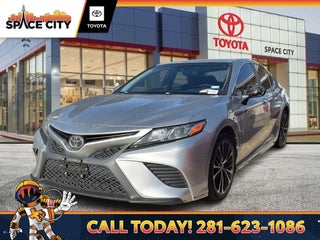 2018 Toyota CAMRY SE