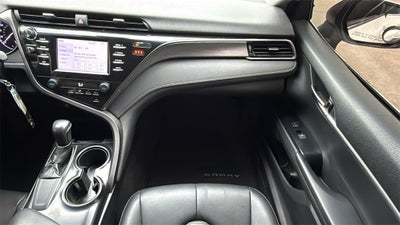 2019 Toyota CAMRY SE