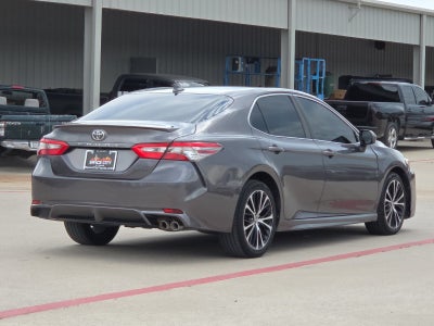 2019 Toyota Camry SE