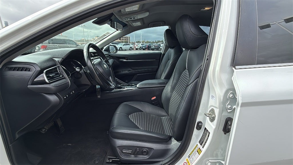 2019 Toyota CAMRY SE