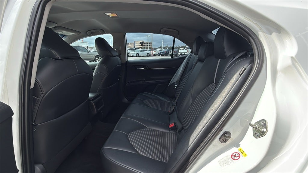 2019 Toyota CAMRY SE