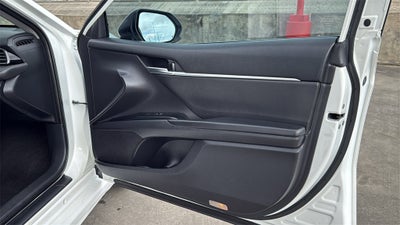 2019 Toyota CAMRY SE