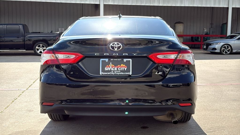 2019 Toyota CAMRY LE