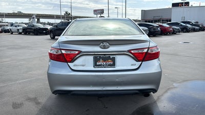 2016 Toyota CAMRY SE