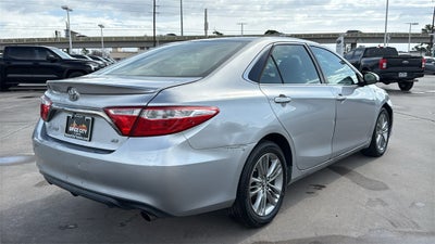 2016 Toyota CAMRY SE