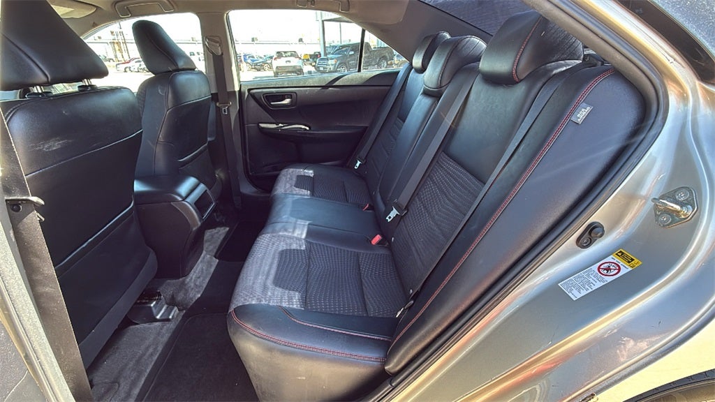 2015 Toyota CAMRY SE