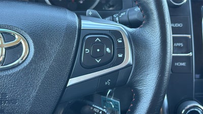 2015 Toyota CAMRY SE