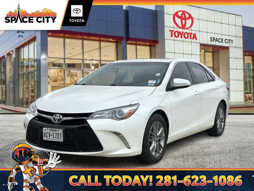 2016 Toyota CAMRY SE