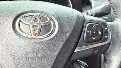 2016 Toyota CAMRY SE