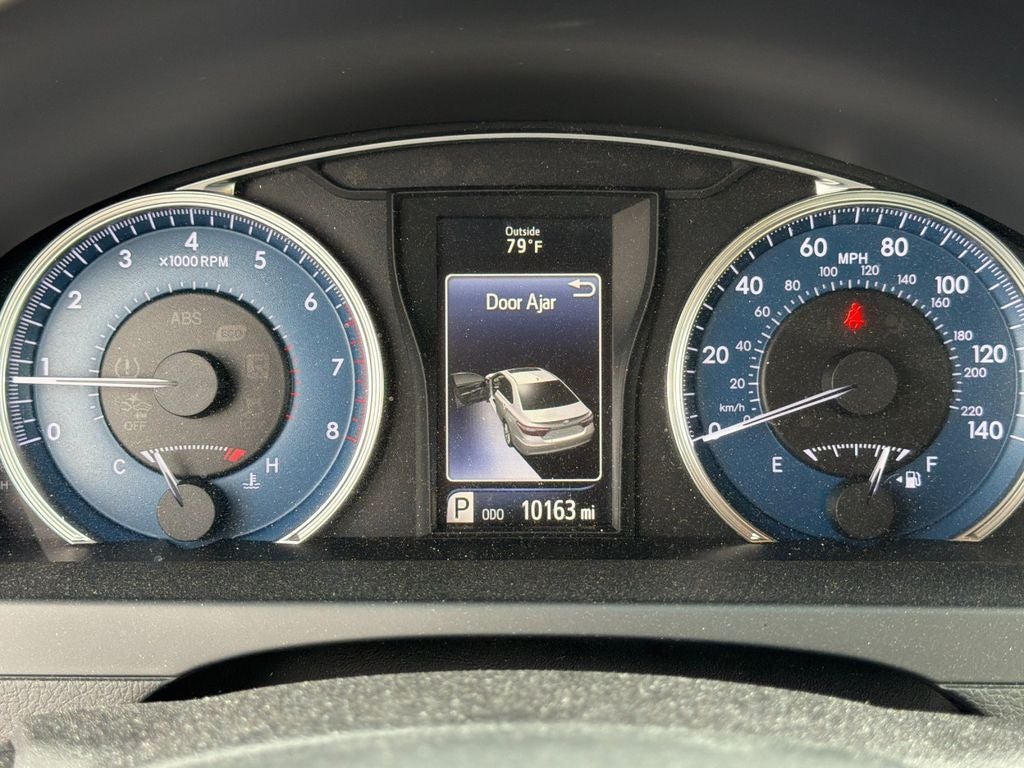 2015 Toyota CAMRY XLE