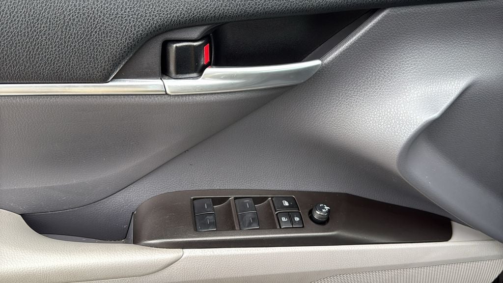 2024 Toyota CAMRY LE