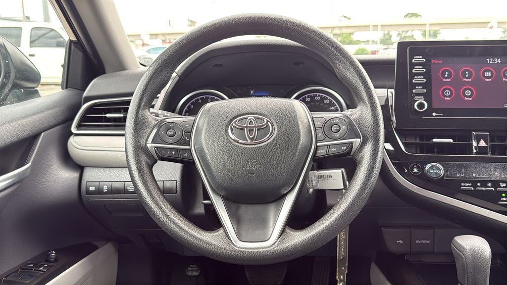 2024 Toyota CAMRY LE