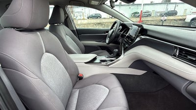 2024 Toyota CAMRY LE