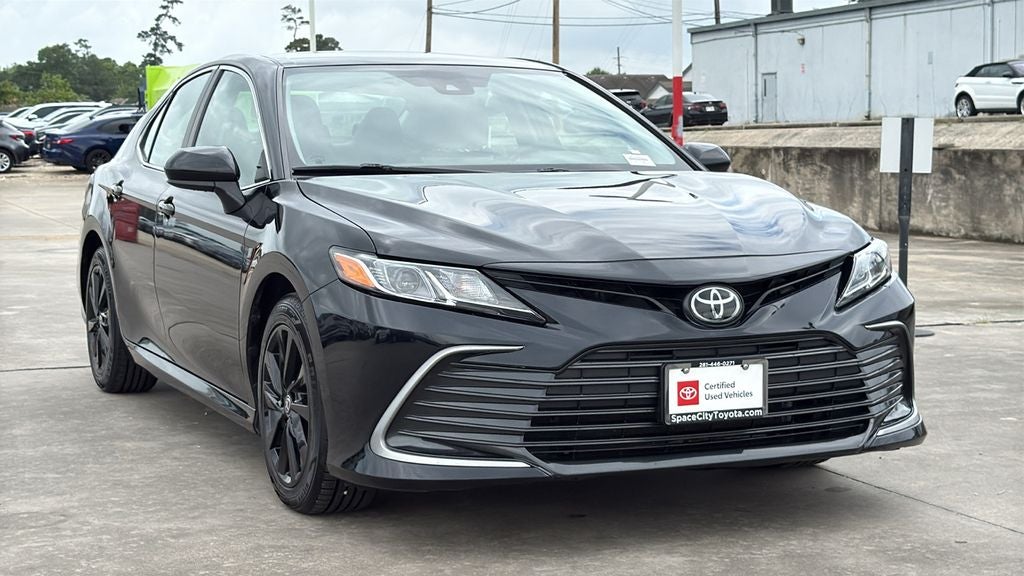 2024 Toyota CAMRY LE