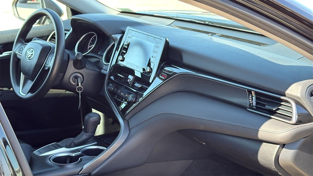 2024 Toyota CAMRY LE