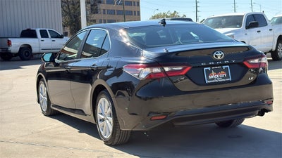 2024 Toyota CAMRY LE