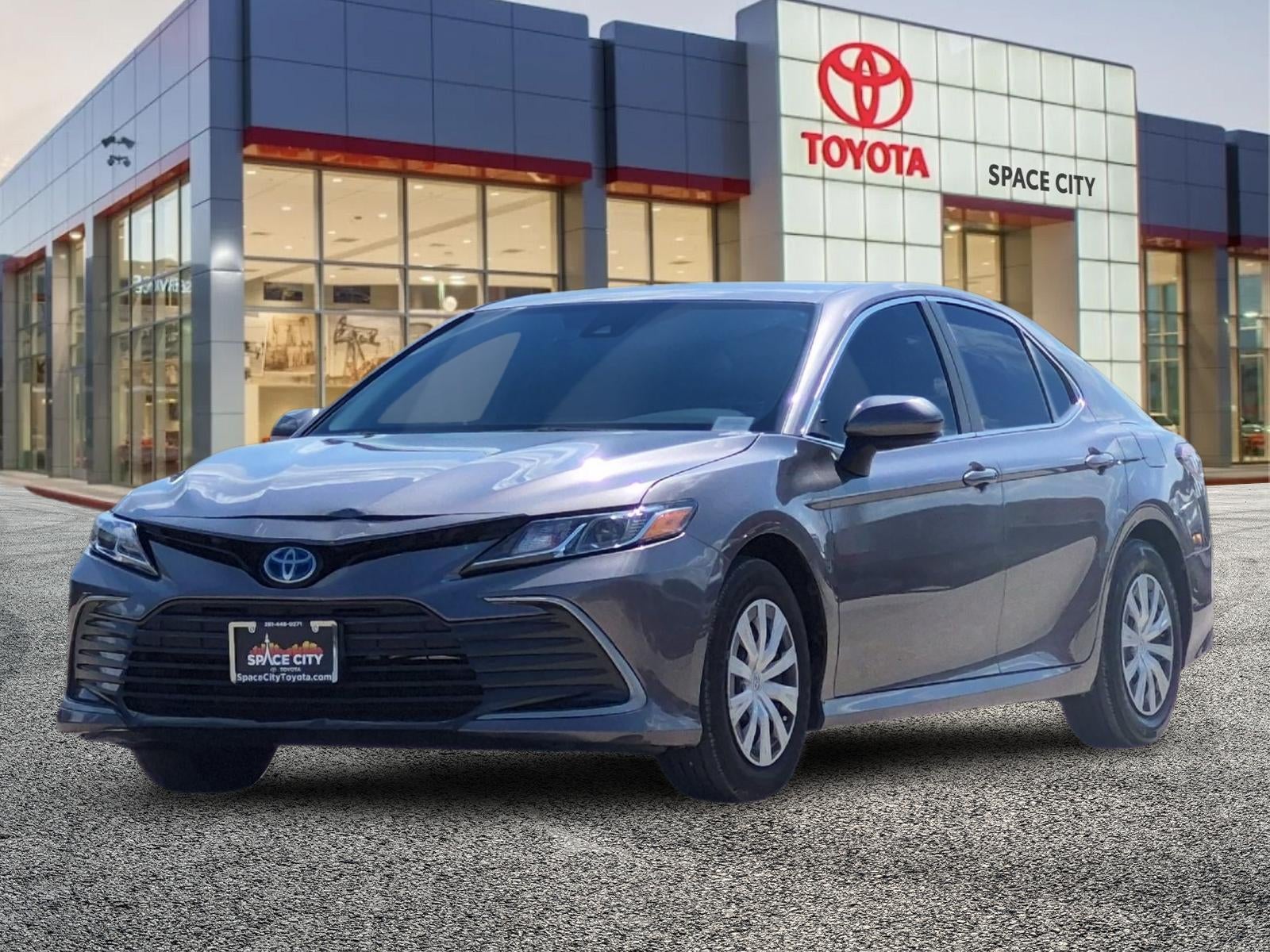 2023 Toyota Camry Hybrid LE