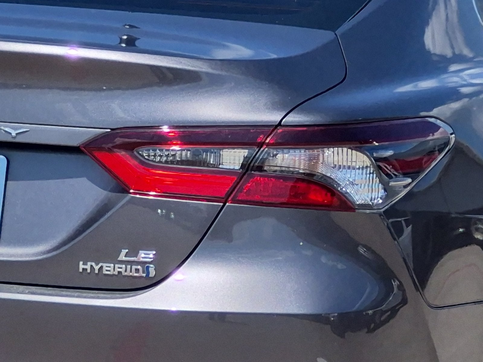 2023 Toyota Camry Hybrid LE