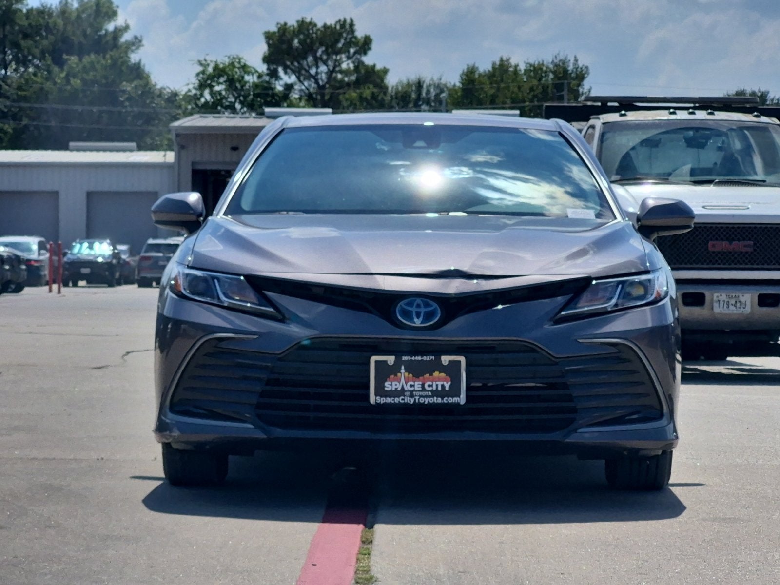 2023 Toyota Camry Hybrid LE