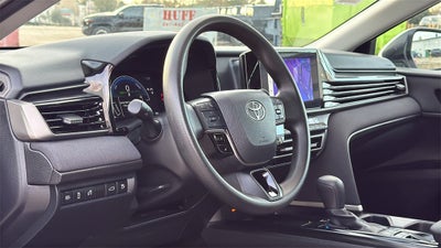2025 Toyota CAMRY LE