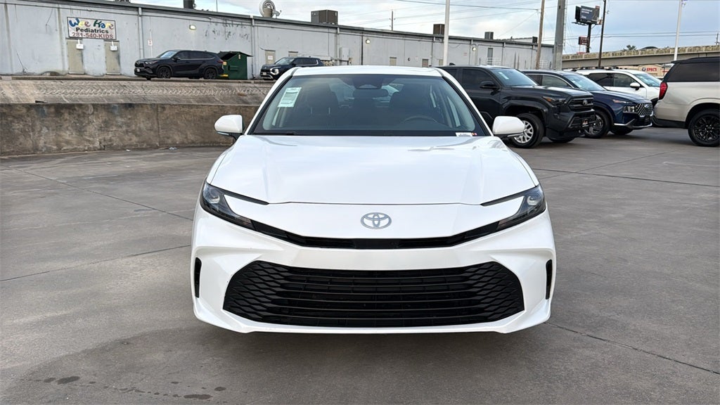 2025 Toyota CAMRY LE