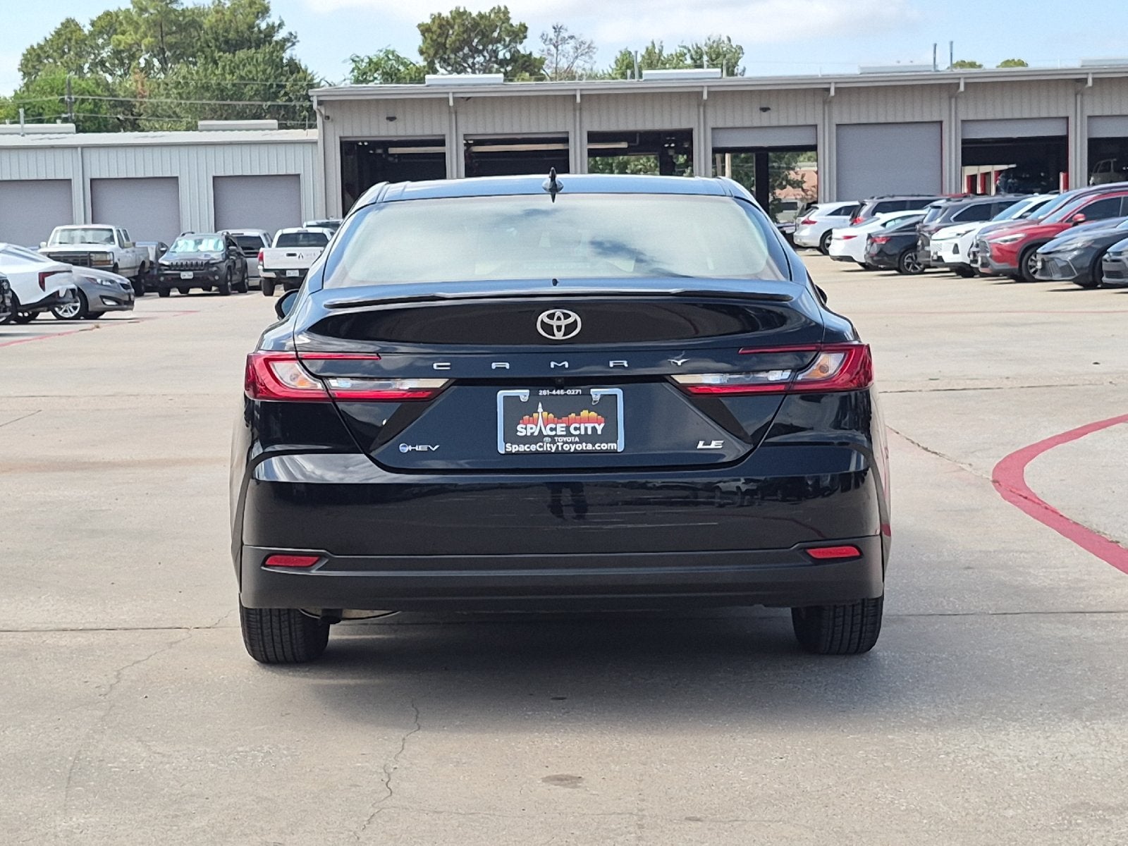 2025 Toyota CAMRY LE