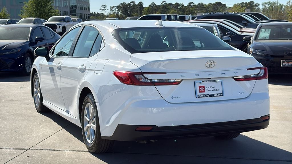 2025 Toyota CAMRY LE