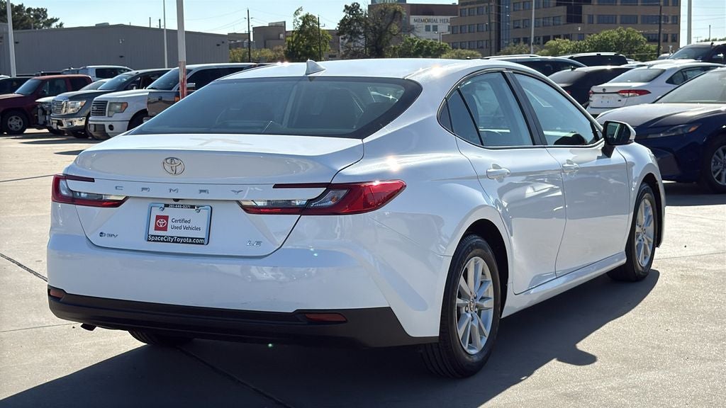2025 Toyota CAMRY LE