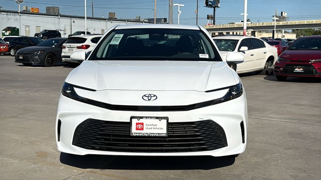 2025 Toyota CAMRY LE